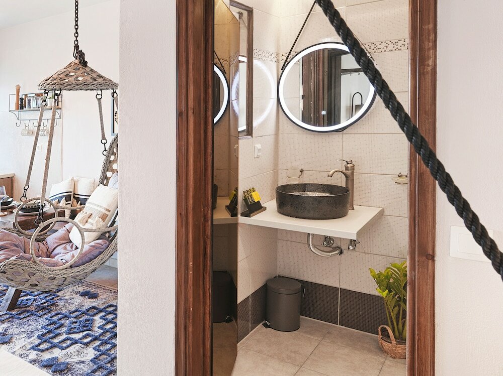 Фото Secret Gem Suites