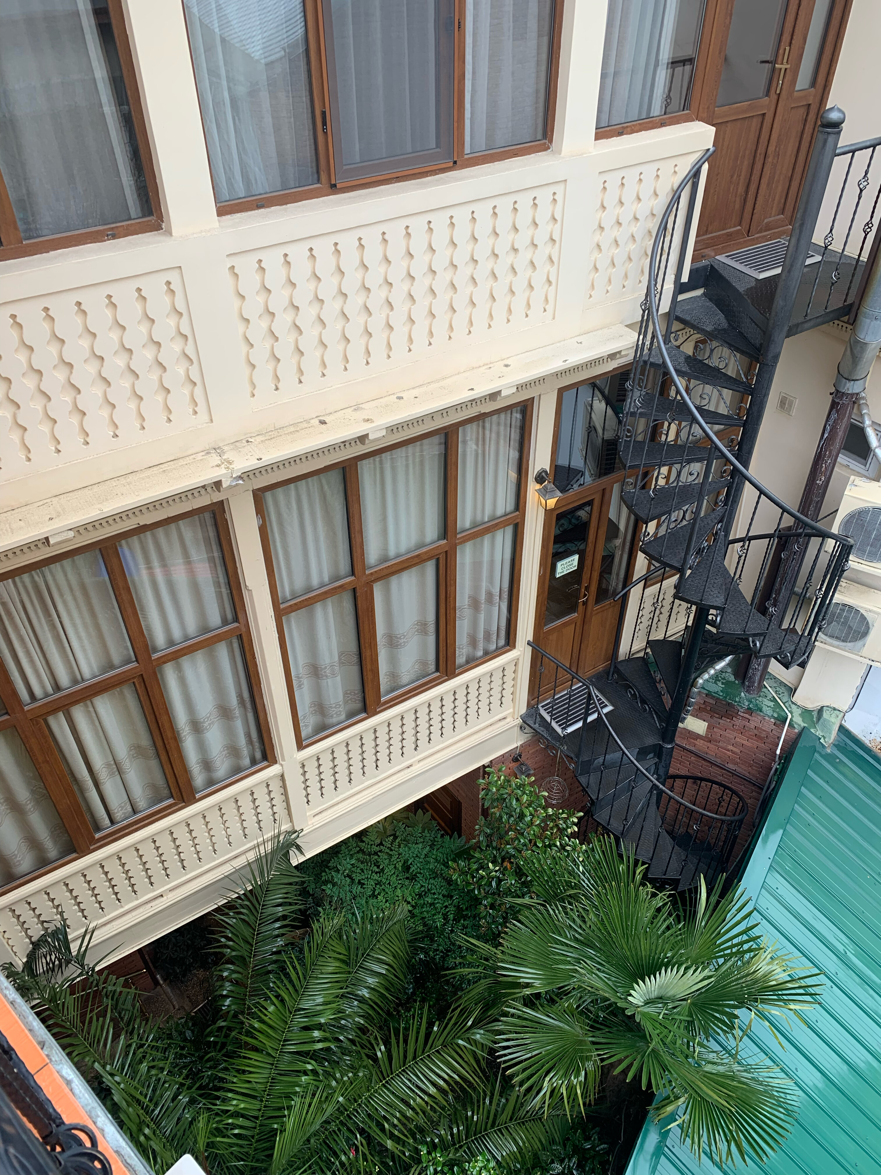 Фото British House