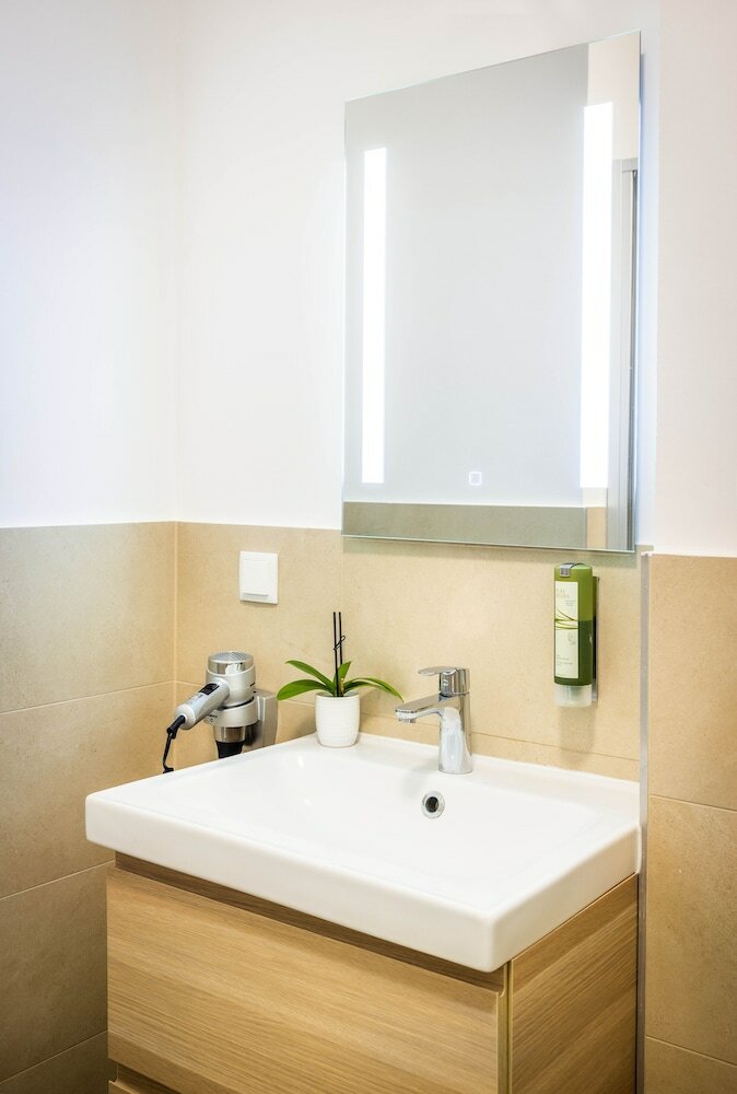 Фото Jimmy's Apartments Dandelion