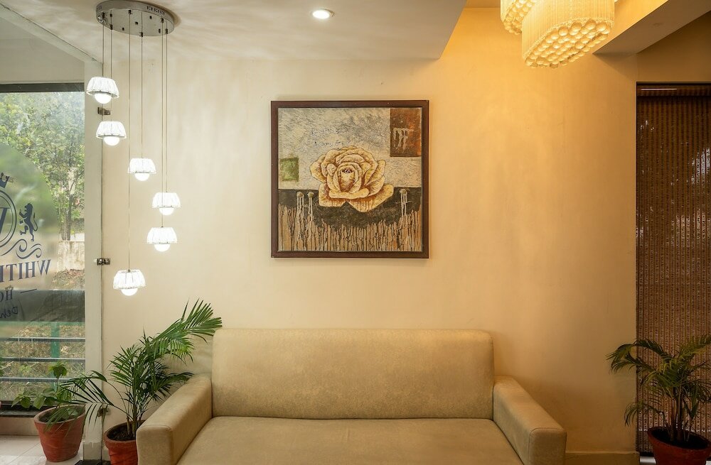 Фото White Rock by The Solitaire Hospitality