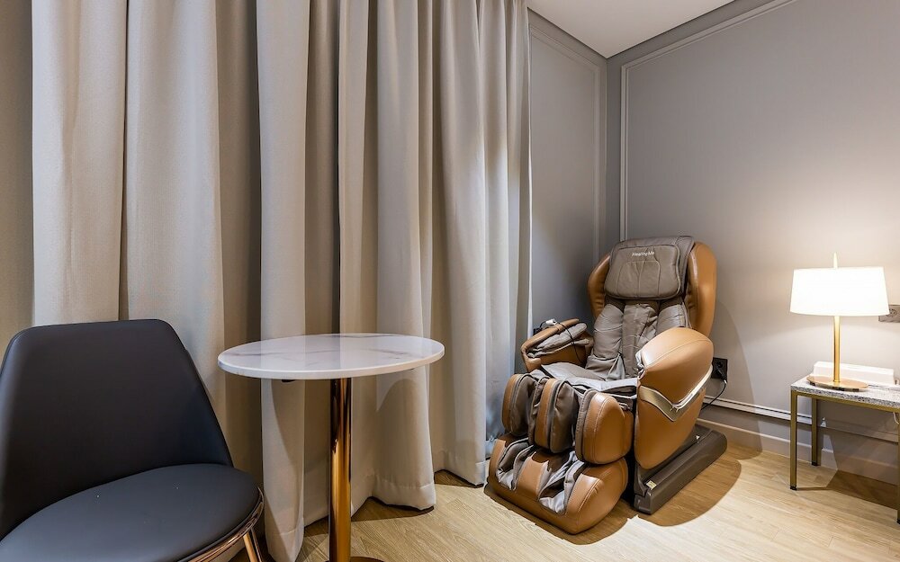 Фото Daejeon Yuseong Bergen Hotel