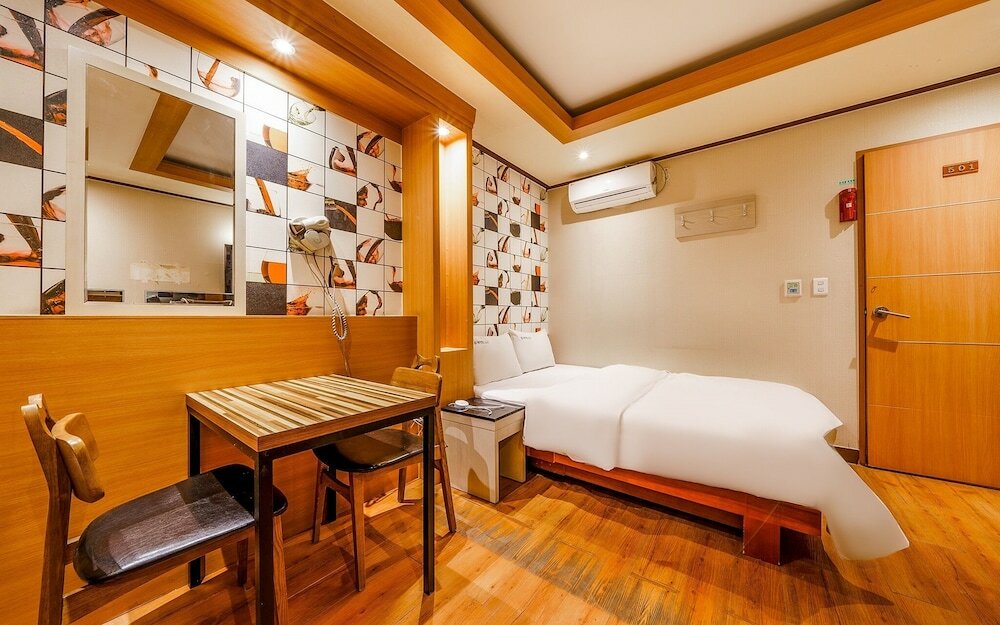 Фото Pyeongchon Coa and 2060