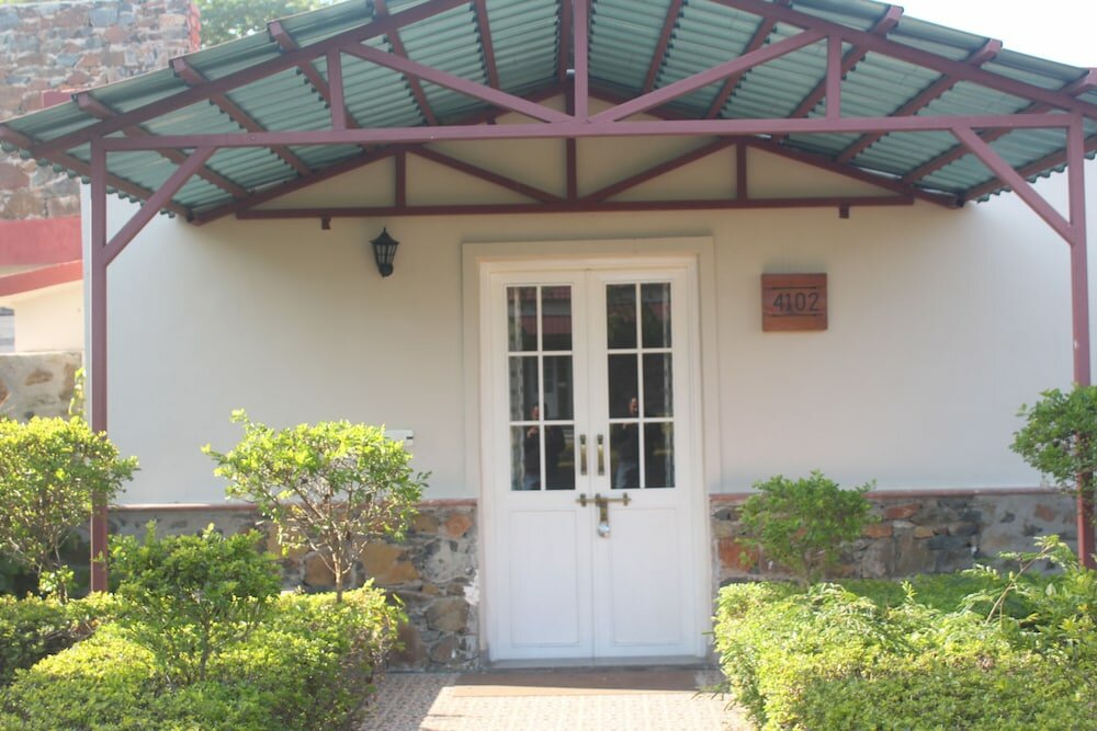 Фото Astroport Sariska Treetop by Eight Continents