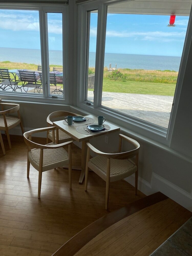 Фото 45 Steps - The Culinary Beachside Inn