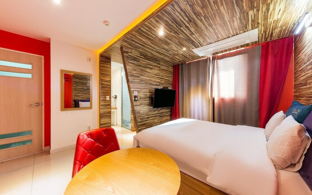 Фото Daejeon Munchang Hotel Some