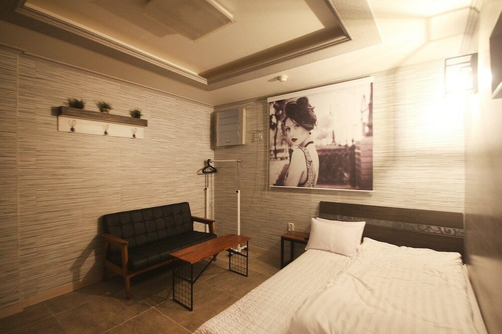 Фото Geochang Hwangsil