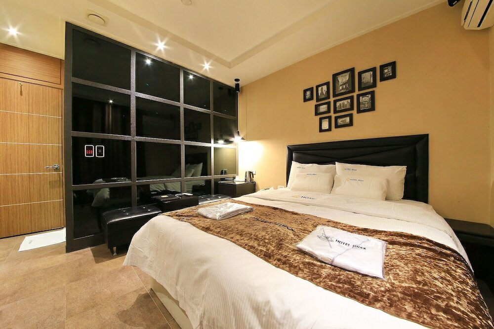 Фото 33555716610