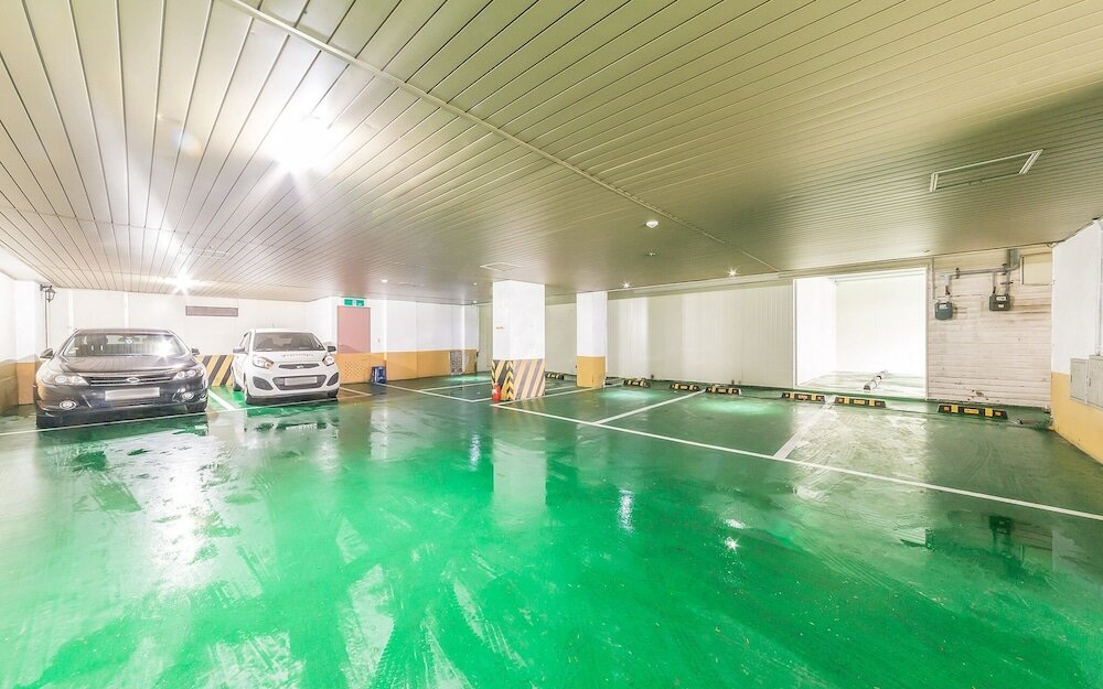 Фото Suwon City Hall Station Rose