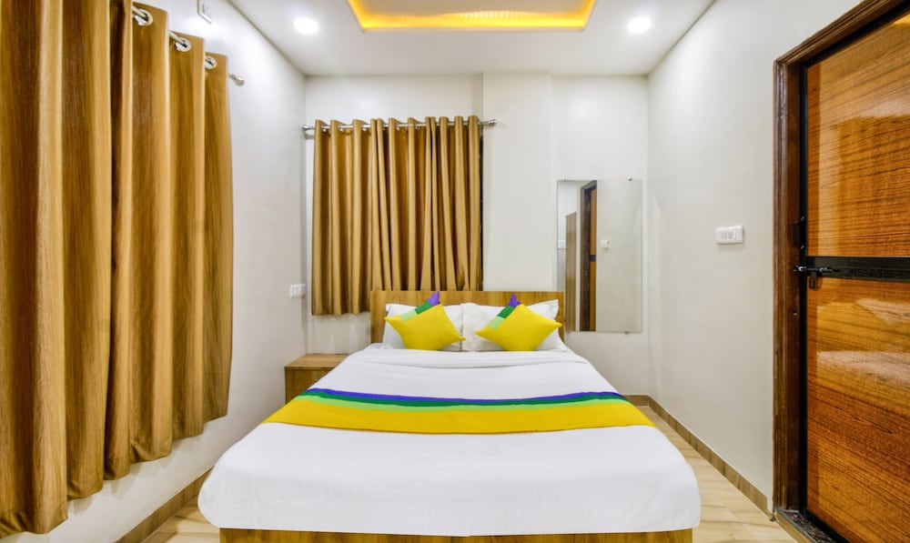 Фото Itsy by Treebo - Shri Guru Service Apartment