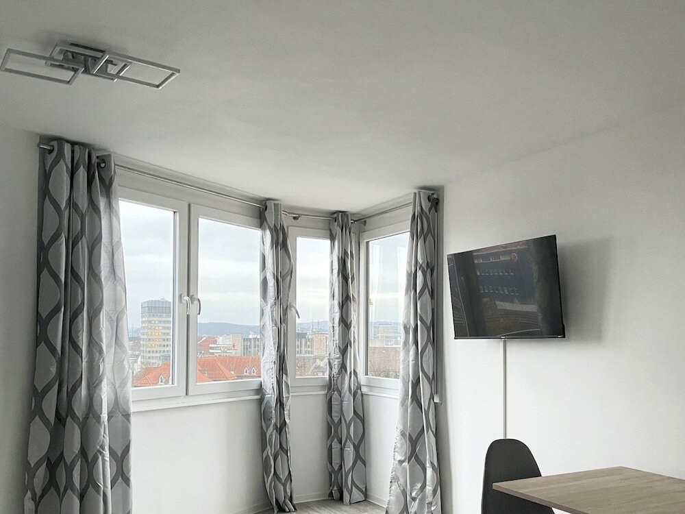 Фото Zentral gelegene Studios i home2share