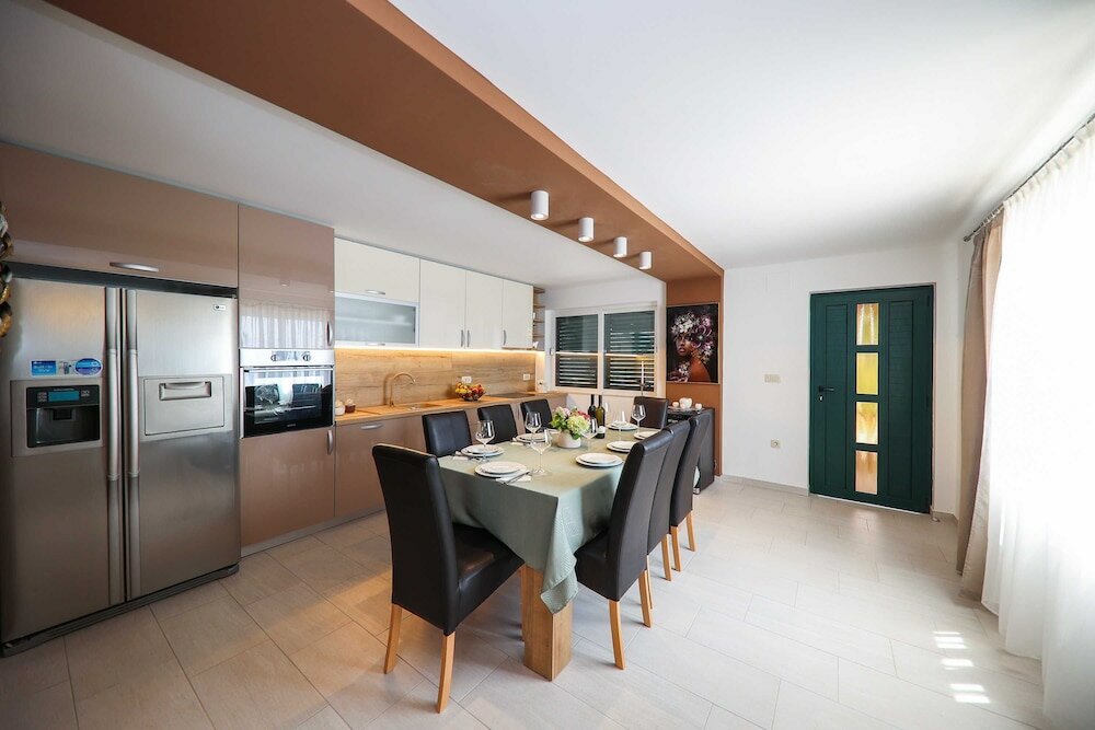 Фото Villa Skaramuca Village