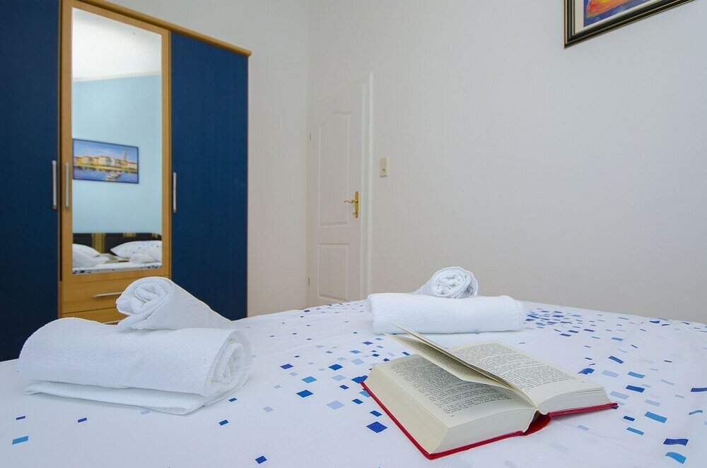 Фото Ljuba - Nice Garden - A2 Plavi