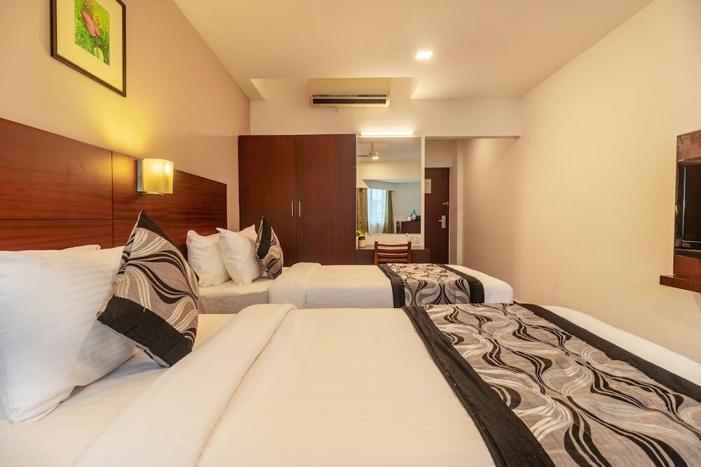 Фото Zip by Spree Hotels Mangala Towers