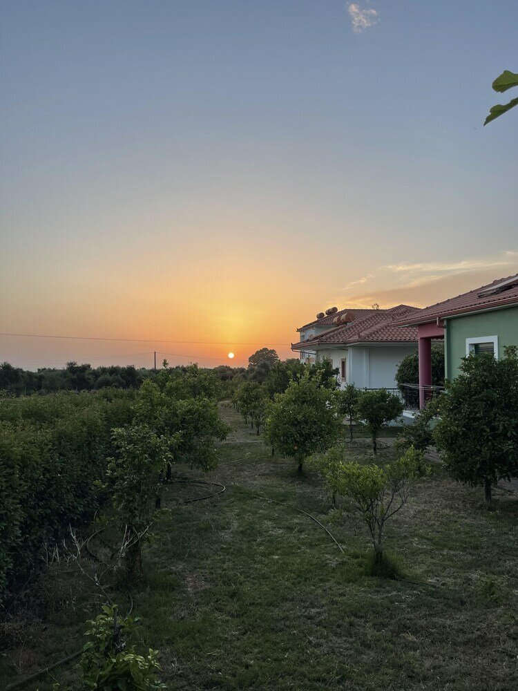 Фото Stomio Villague