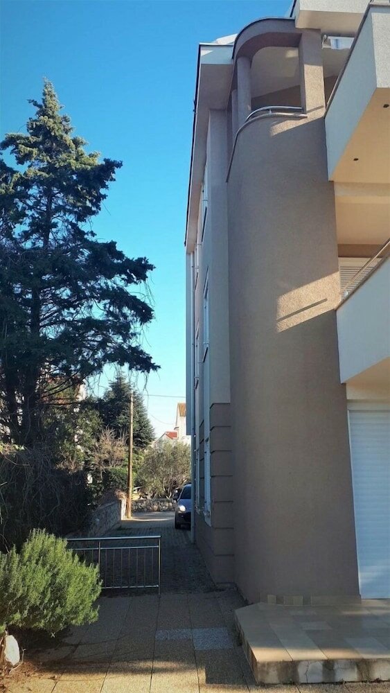 Фото Lily apartment