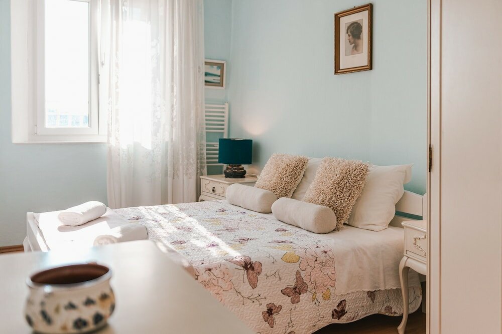 Фото Arya apartment