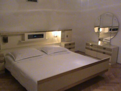 Гостиница Ivy - Spacious With Free Parking - A1 в Трогире