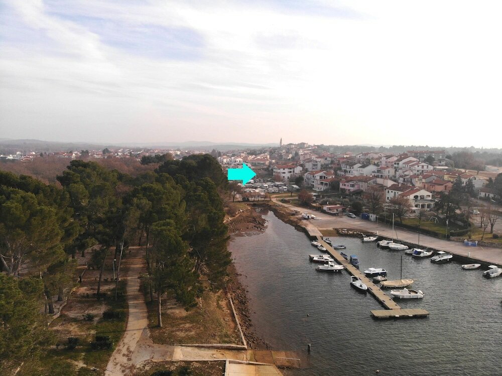 Фото Anamarija Apartments close to the beach