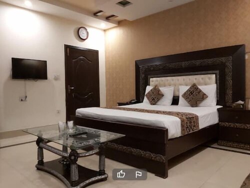 Гостиница Hotel Visit Inn One в Лахоре