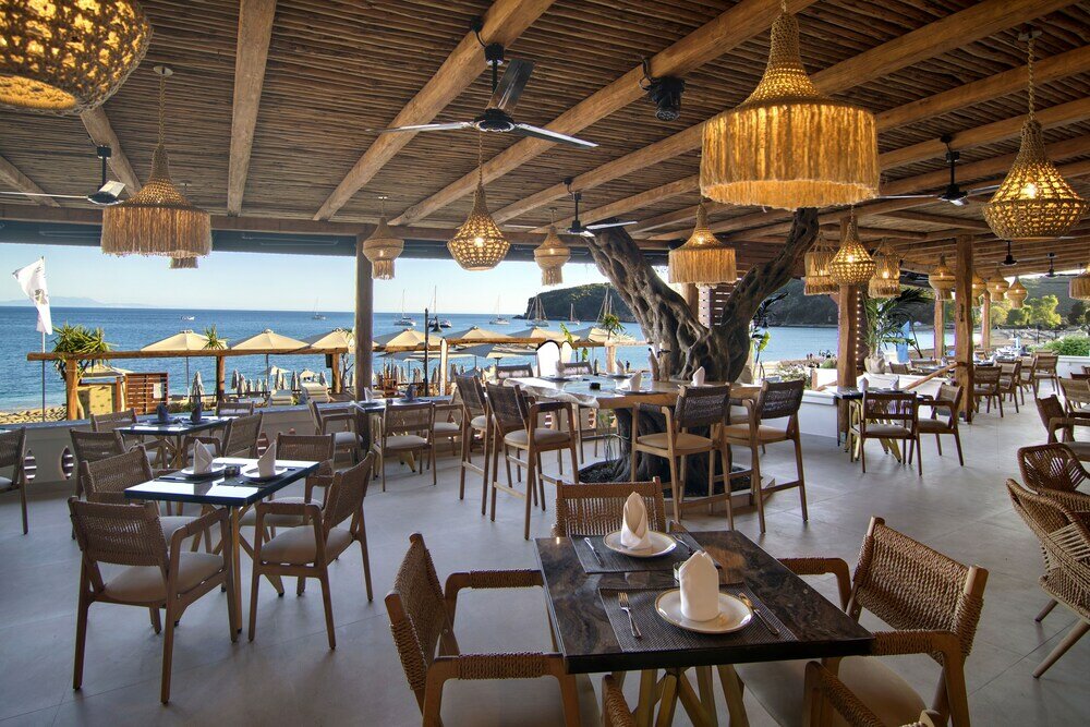 Фото Valtos Beach Hotel