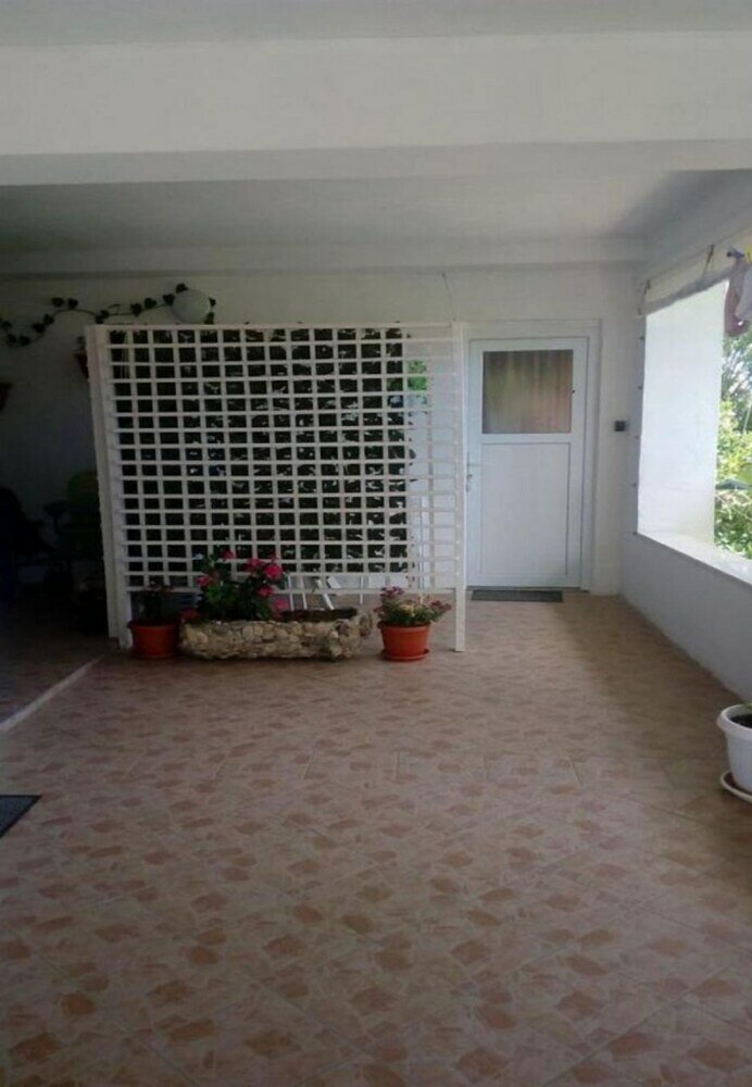 Фото Igo - 40 m From Pebble Beach - Sa1