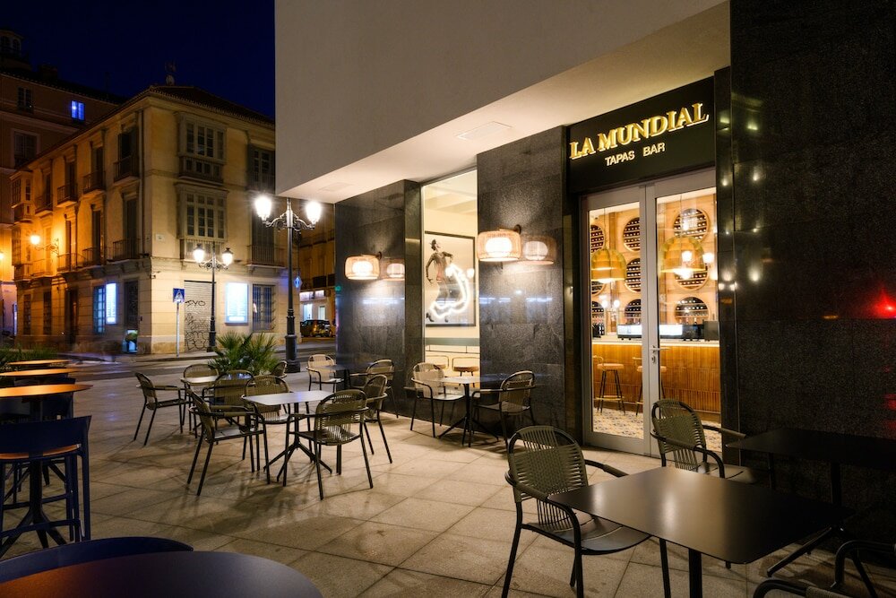 Фото H10 Croma Malaga