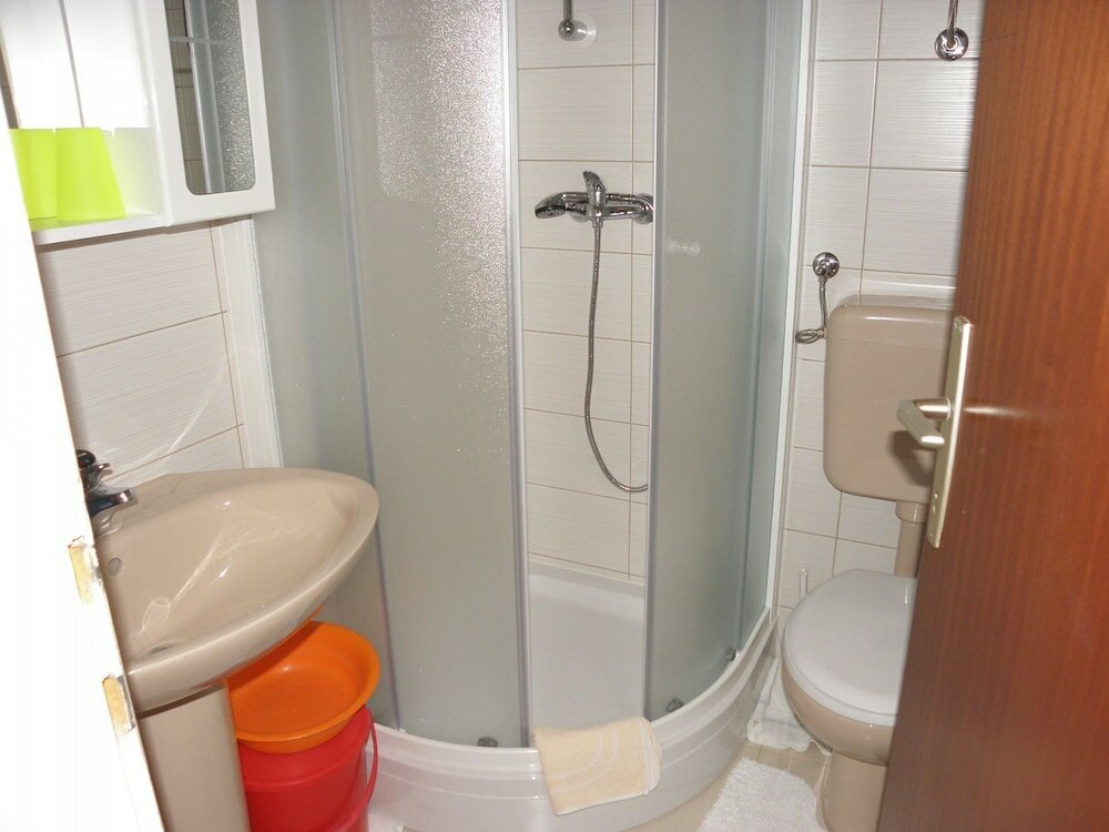 Фото Ruzica - 50 m From sea - A2 Veliki