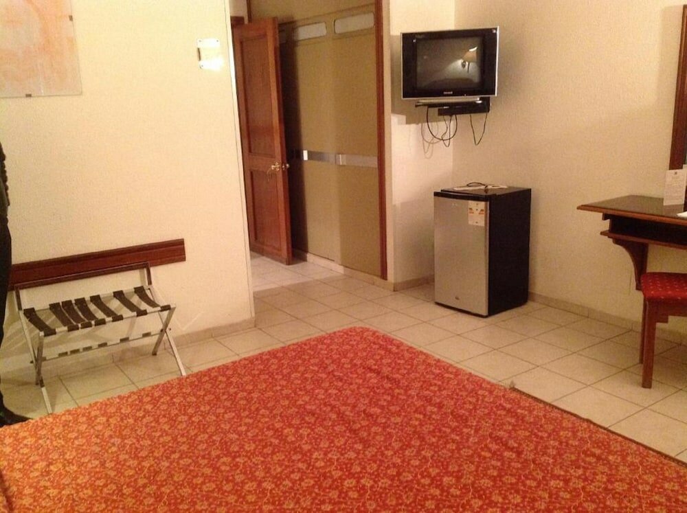 Фото El Hana International