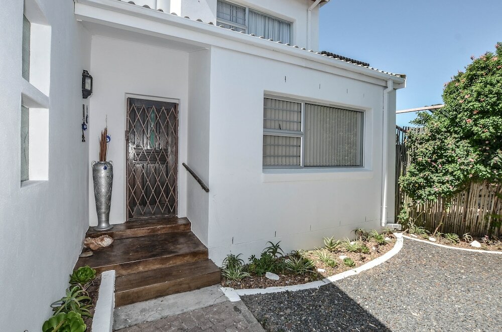 Фото The Happy Cactus