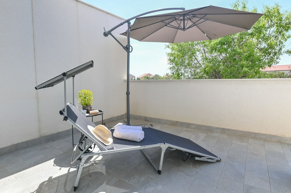 Фото Sunny apartment with a Private Pool