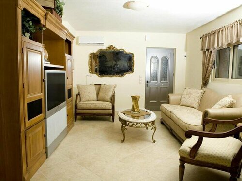 Гостиница Comfortable Holiday House for 10 Persons, With Swimming Pool