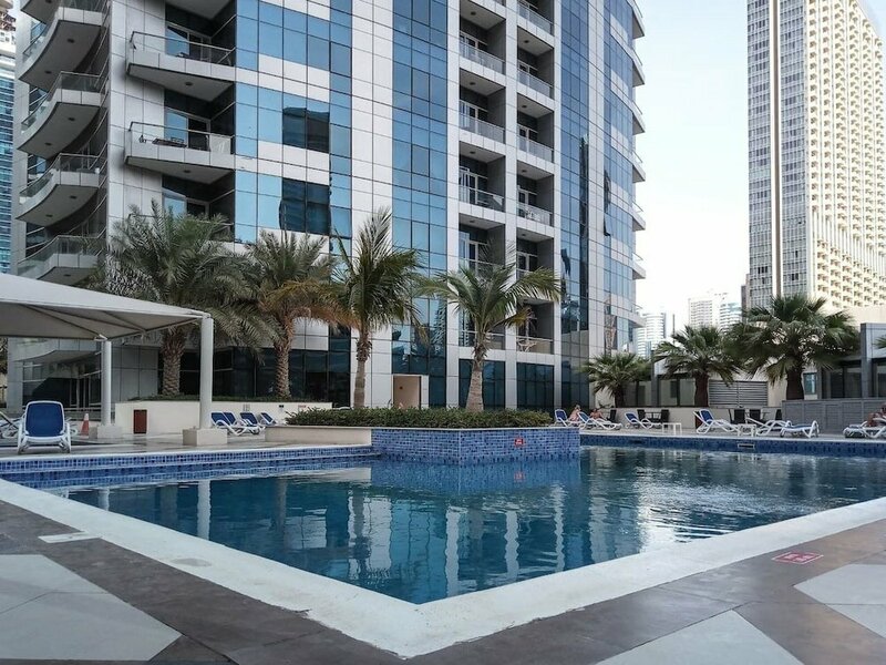 Апартаменты Flashy & Vibrant 1br Apartment in Dubai Marina! в Дубае