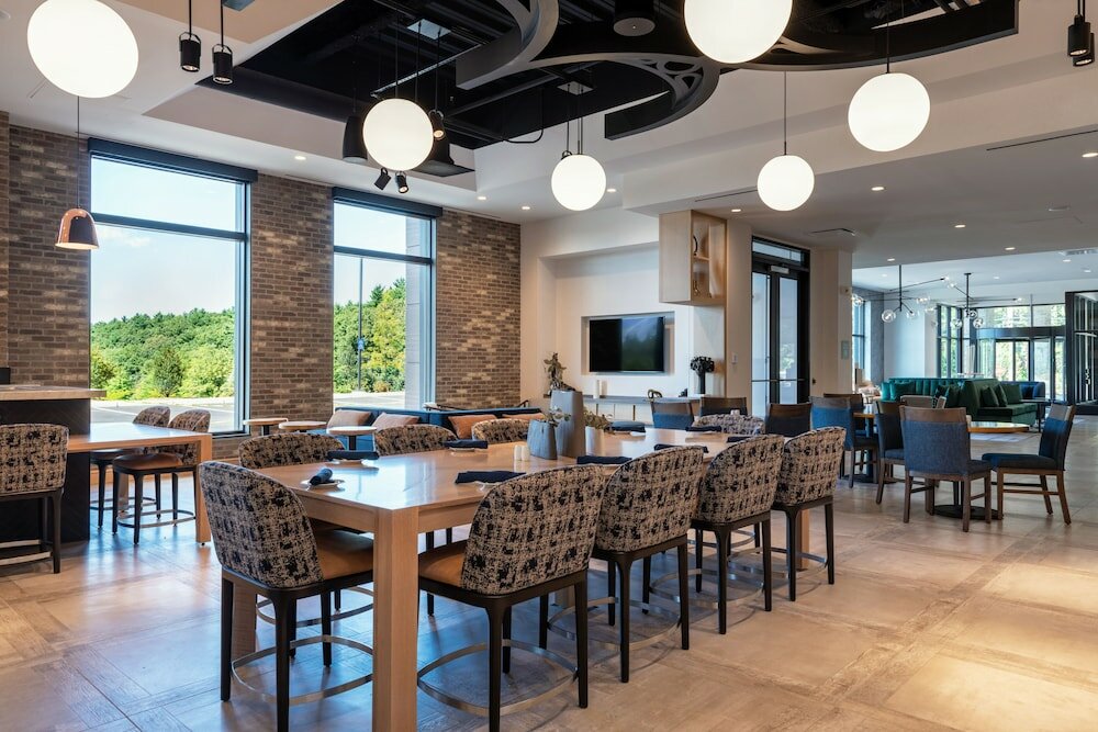 Фото Hilton Garden Inn Boston Canton