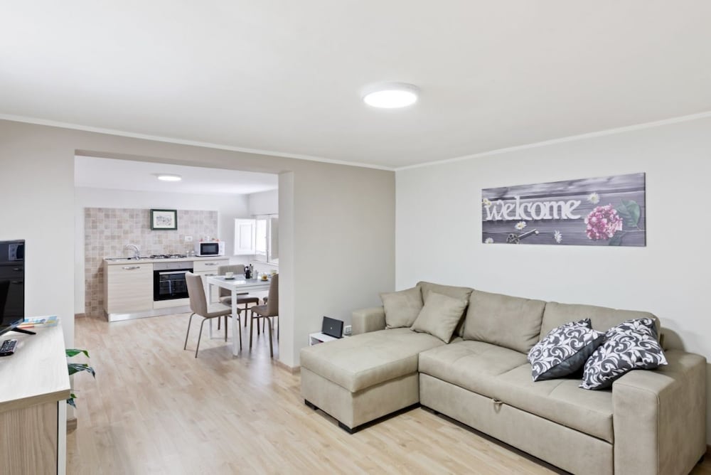 Фото Villa Bellini Cosy Flat