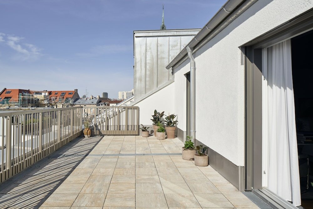 Фото Schwan Locke