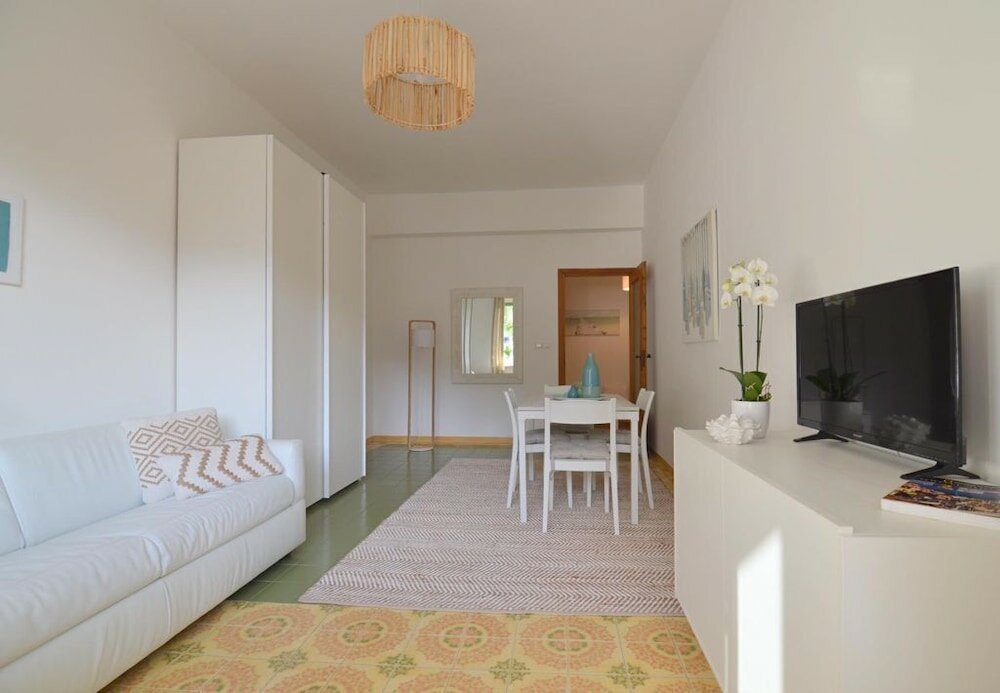 Фото Maison Jolie Bright Apartment