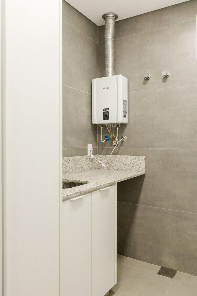 Фото Roomin i Zee i Próximo a Beira Mar