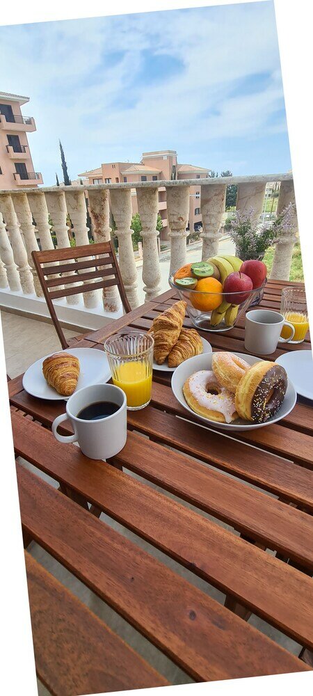 Фото Phaedrus Living: Cityview Luxury Flat Walnut Grove 304