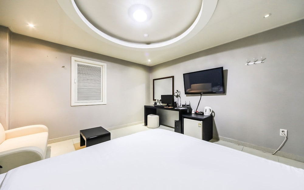 Фото Changwon Sangnam-dong Q