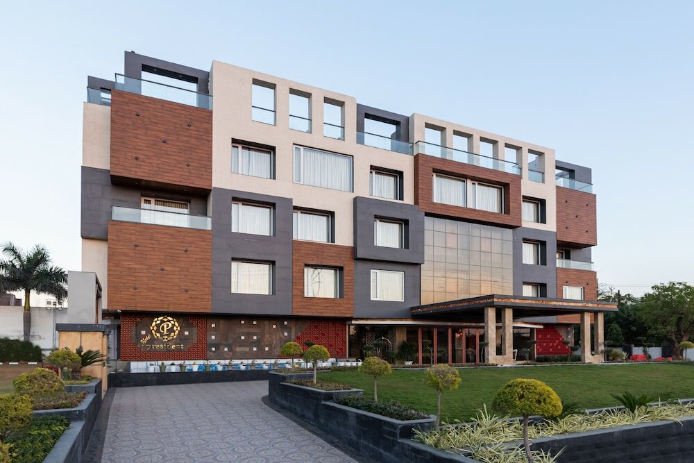 Фото отеля 2