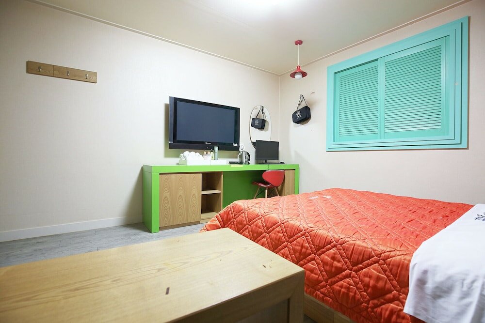 Фото Daejeon Wolpyeong M House