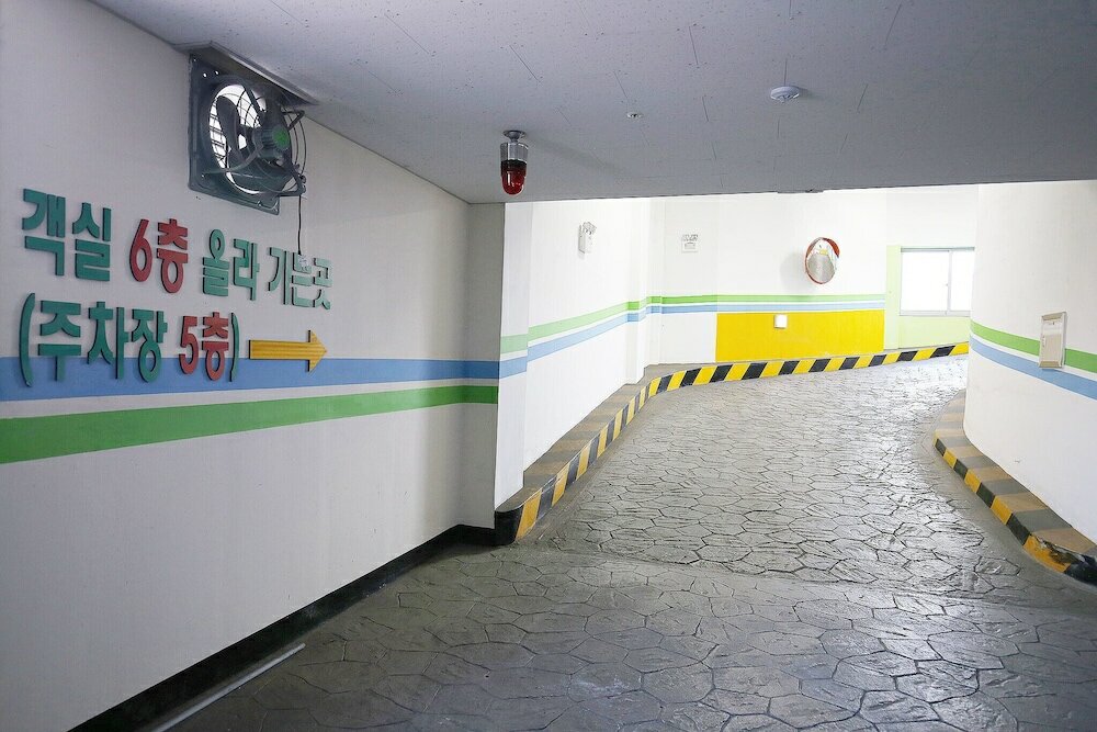 Фото Daejeon Sannae Syap