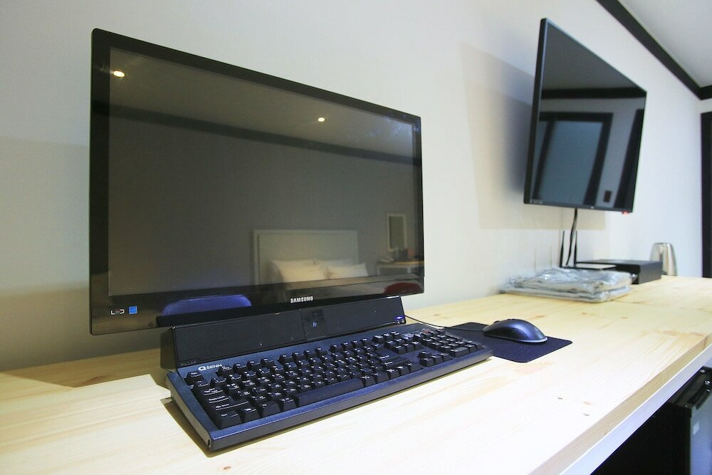 Фото Suwon Yeongtong Sg Hotel