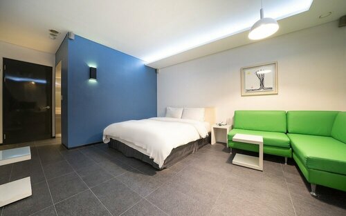 Гостиница Ilsan Hotel Antives в Кояне