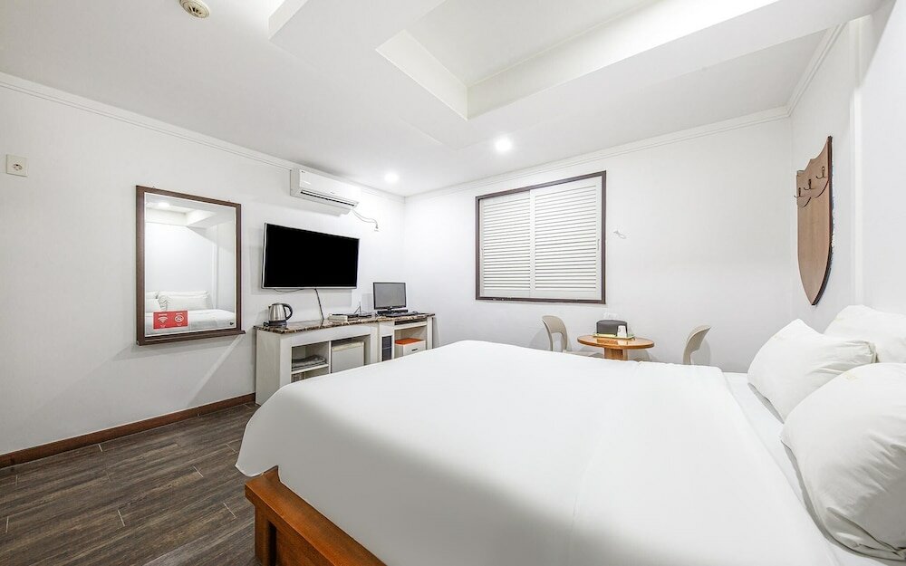 Фото Daejeon Yongjeon Savoy