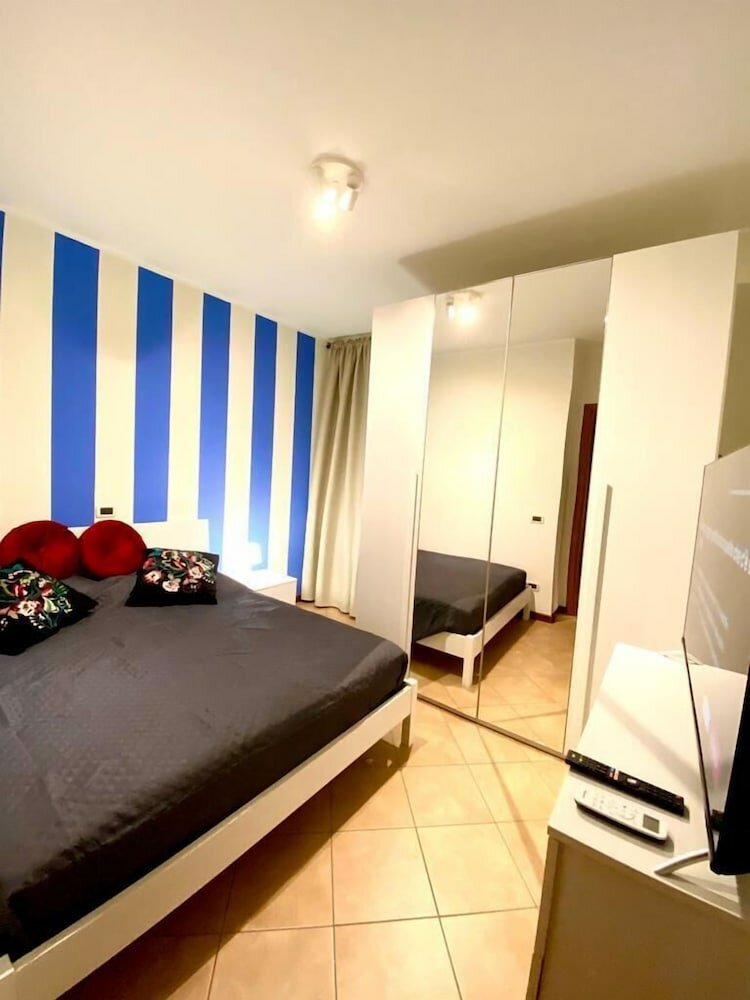 Фото Hh Serravalle