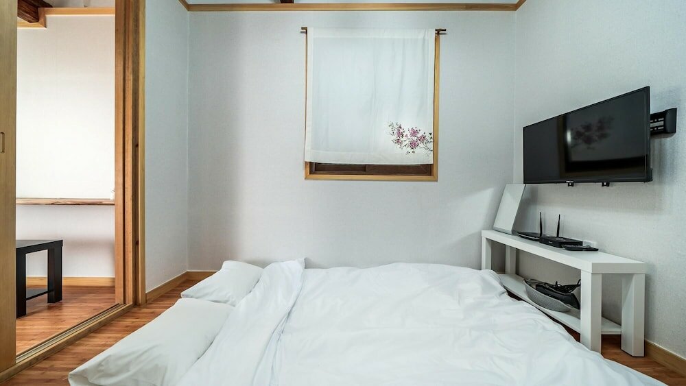 Фото Gyeongju Nenugnam20 Hanok Pension