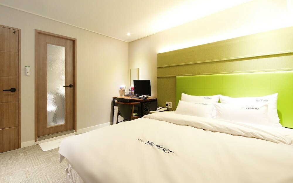 Фото Changwon Jinhae Hotel Two Heart