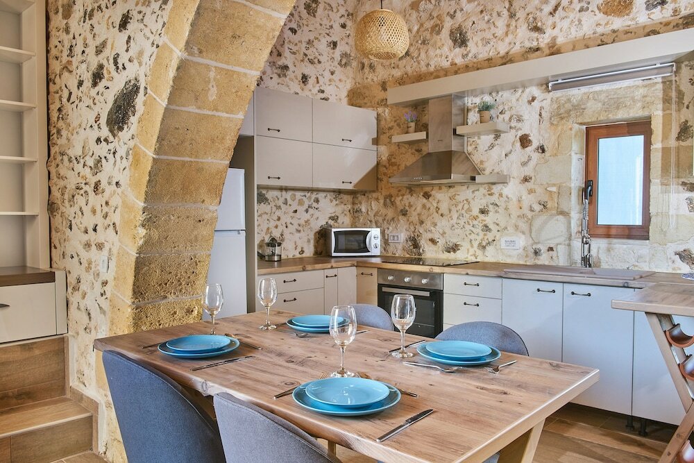 Фото Achilleas Apartments