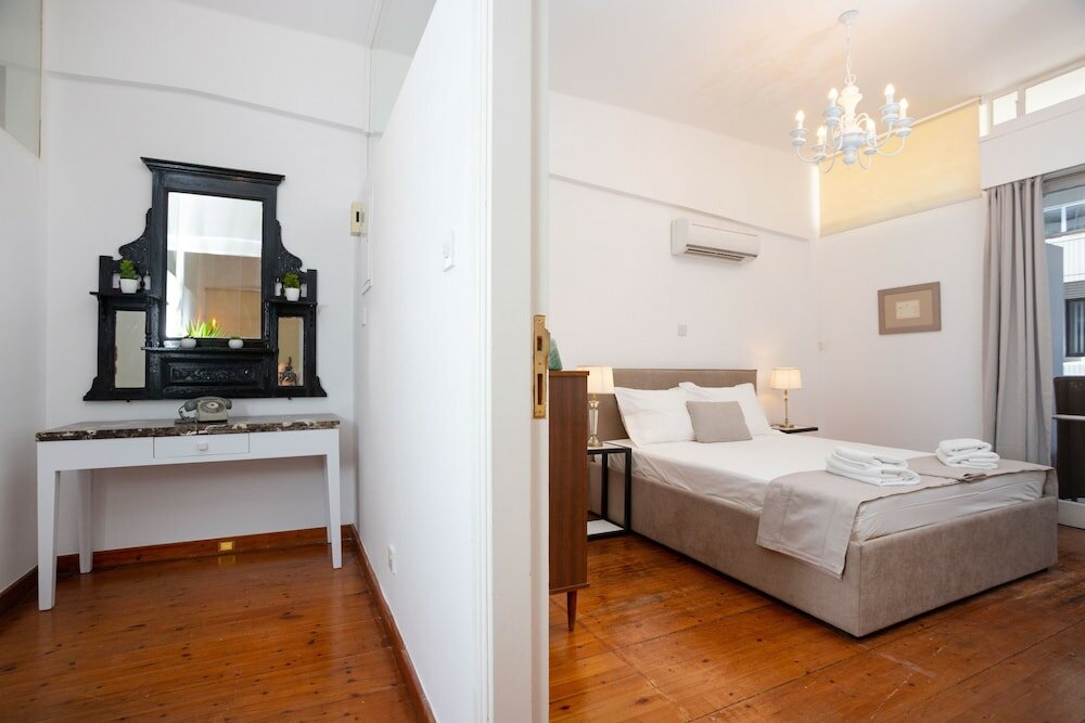 Фото 1-80 Collection Limassol Historic Center